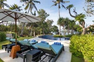 villa-ronggo-mayang-pool-daylight-02-bali-vacation-homes-20