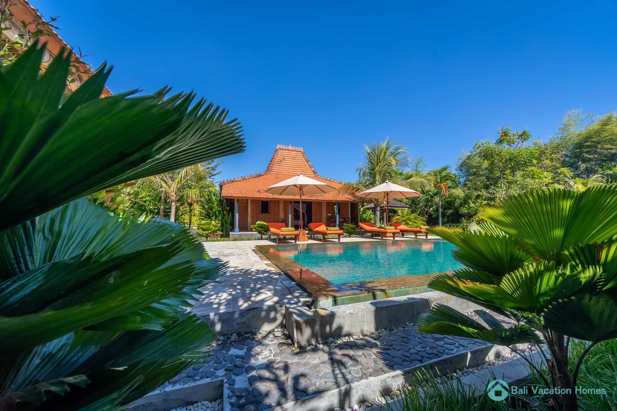 Villa-Le-Petit-Leon-Bali-Vacation-Homes-040