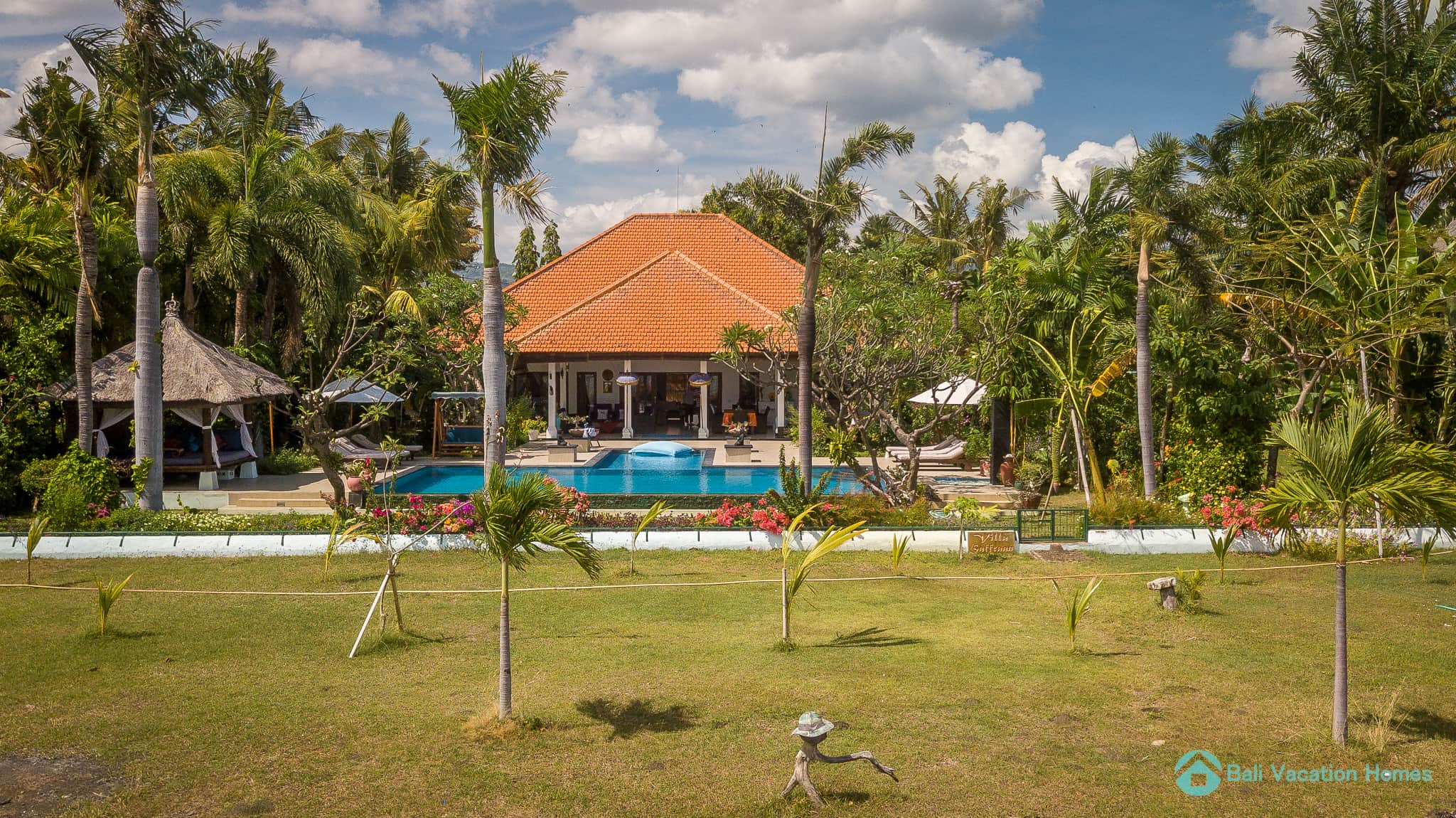 Villa-Saffraan-Bali-Vacation-Homes1